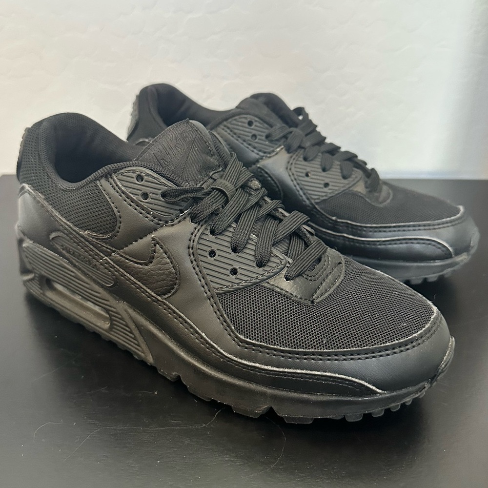Nike Air Max 90 Triple Black Womens 6.5 Mens 5 All Black Sneakers Unisex
